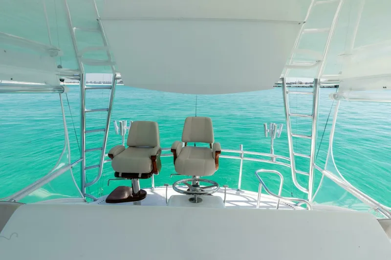 Slide: The Image of Hatteras GT60 2016 - 49