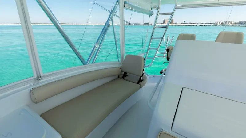 Slide: The Image of Hatteras GT60 2016 - 52