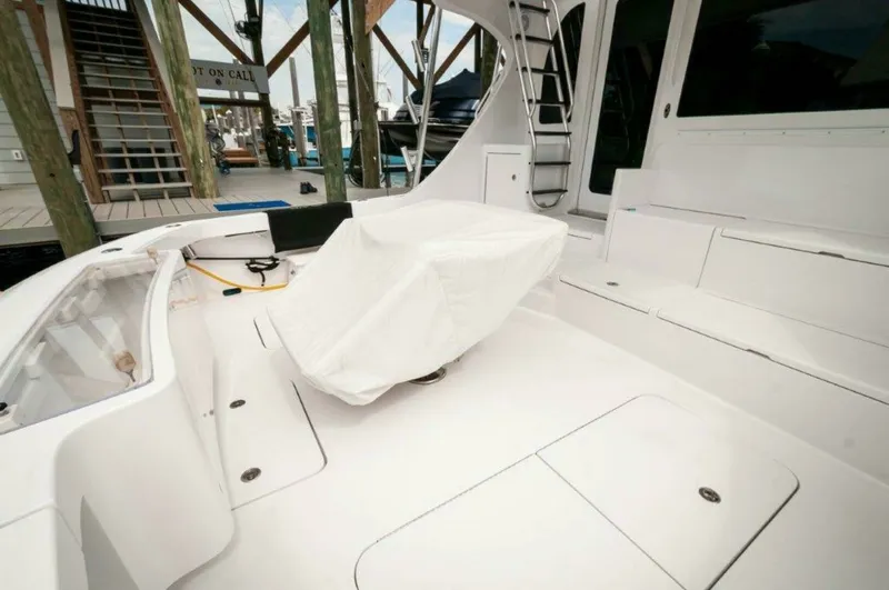 Slide: The Image of Hatteras GT60 2016 - 58
