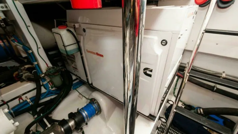 Slide: The Image of Hatteras GT60 2016 - 66