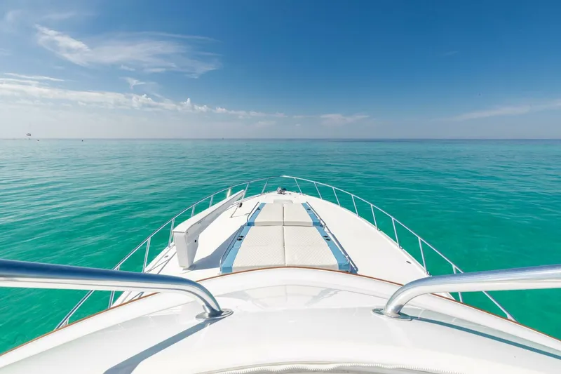 Slide: The Image of Hatteras GT60 2016 - 67