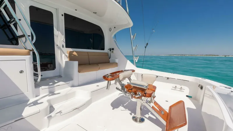 Slide: The Image of Hatteras GT60 2016 - 53