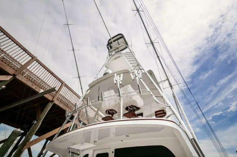 Slide: The Image of Hatteras GT60 2016 - 60