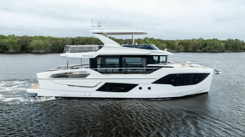 Slide: The Image of Absolute 62 Navetta 2026 - 77