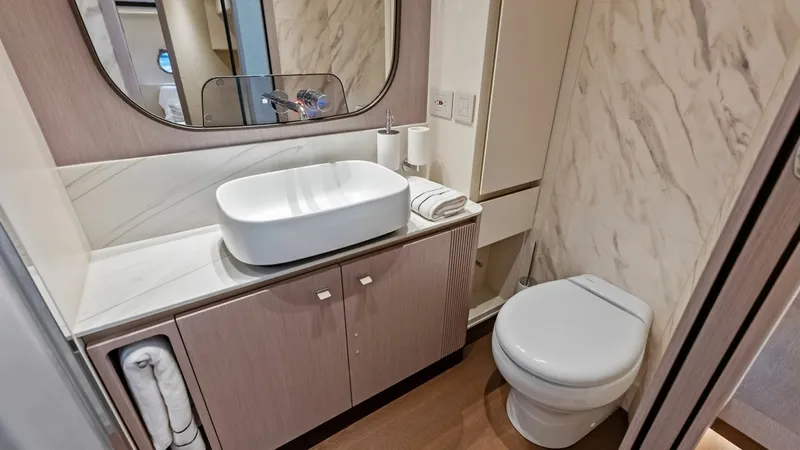 Slide: The Image of Absolute 62 Navetta 2026 - 20