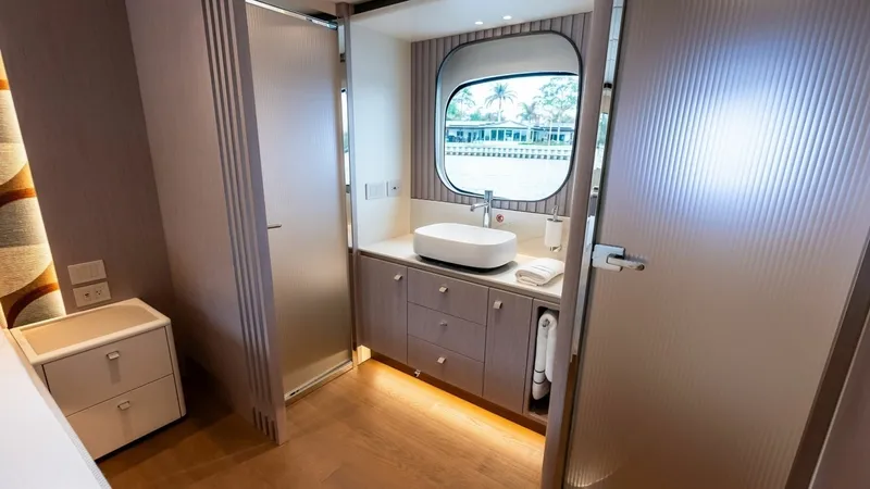 Slide: The Image of Absolute 62 Navetta 2026 - 19