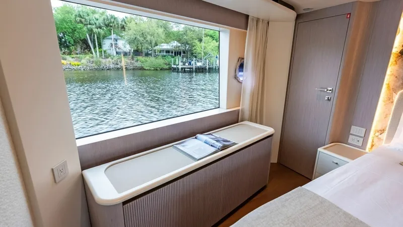 Slide: The Image of Absolute 62 Navetta 2026 - 25