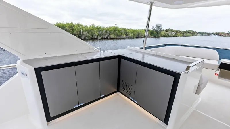 Slide: The Image of Absolute 62 Navetta 2026 - 63