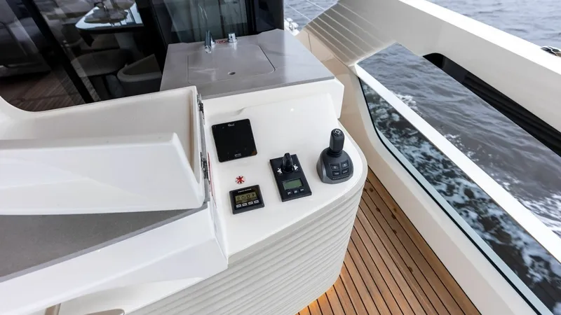 Slide: The Image of Absolute 62 Navetta 2026 - 48