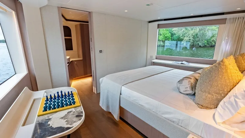Slide: The Image of Absolute 62 Navetta 2026 - 23