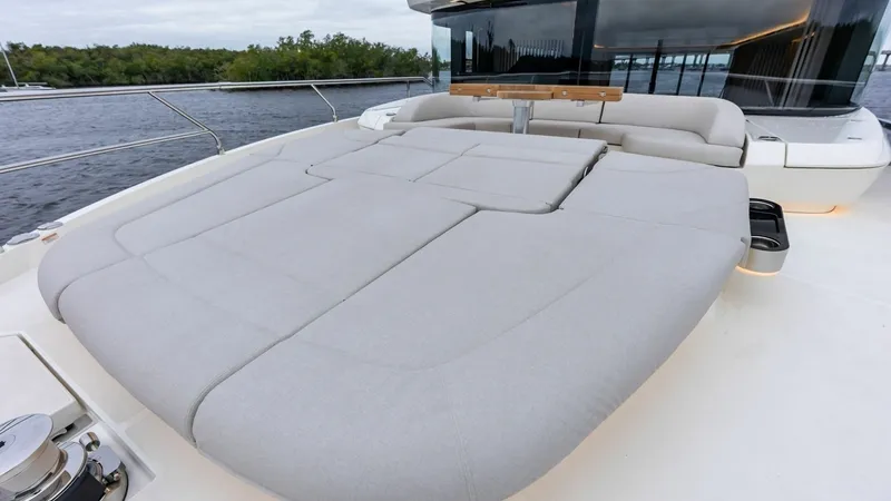 Slide: The Image of Absolute 62 Navetta 2026 - 54