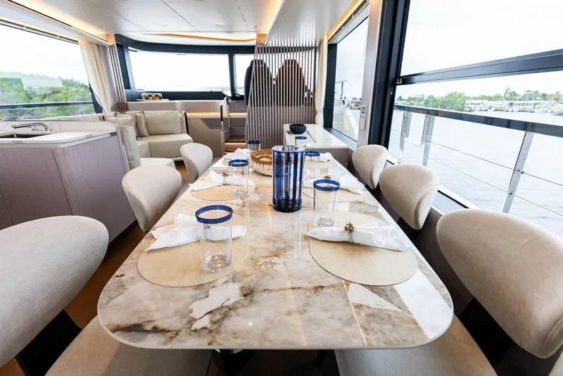 Slide: The Image of Absolute 62 Navetta 2026 - 10