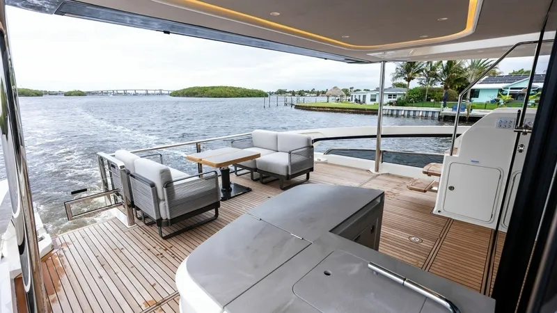 Slide: The Image of Absolute 62 Navetta 2026 - 49