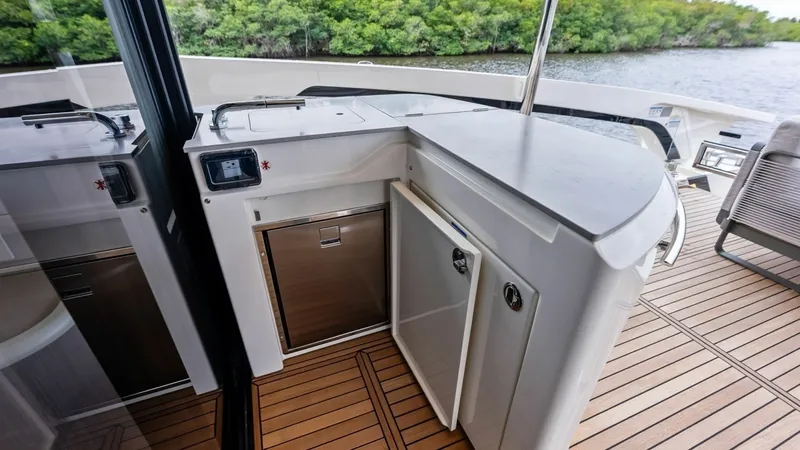 Slide: The Image of Absolute 62 Navetta 2026 - 47