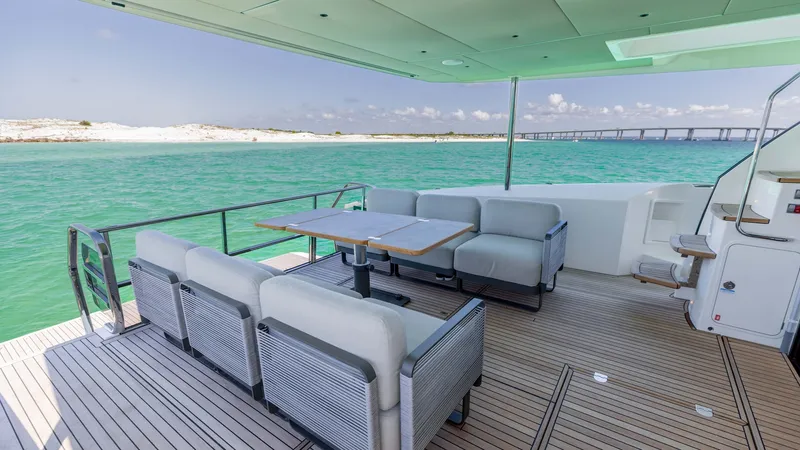 Slide: The Image of Absolute 60 Flybridge 2027 - 40