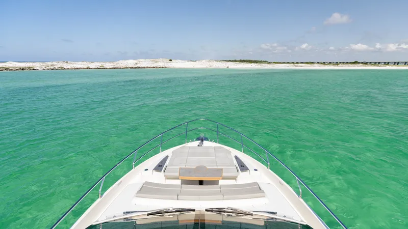 Slide: The Image of Absolute 60 Flybridge 2027 - 61
