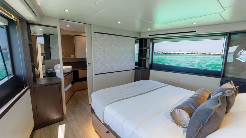 Slide: The Image of Absolute 60 Flybridge 2027 - 21