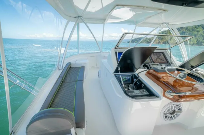 Slide: The Image of Viking 62 Convertible 2017 - 46