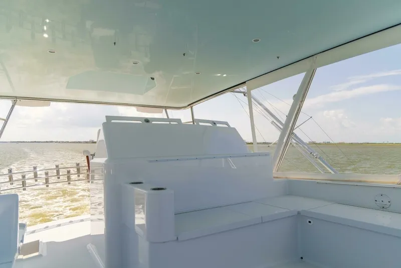 Slide: The Image of Blackwell 62 Convertible 2014 - 28