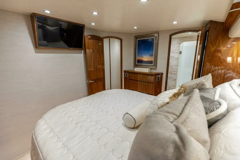 Slide: The Image of Viking 62 Convertible 2018 - 13
