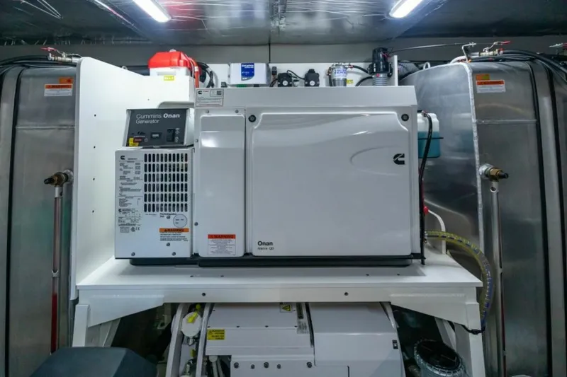 Slide: The Image of Prestige 630 Flybridge 2020 - 53