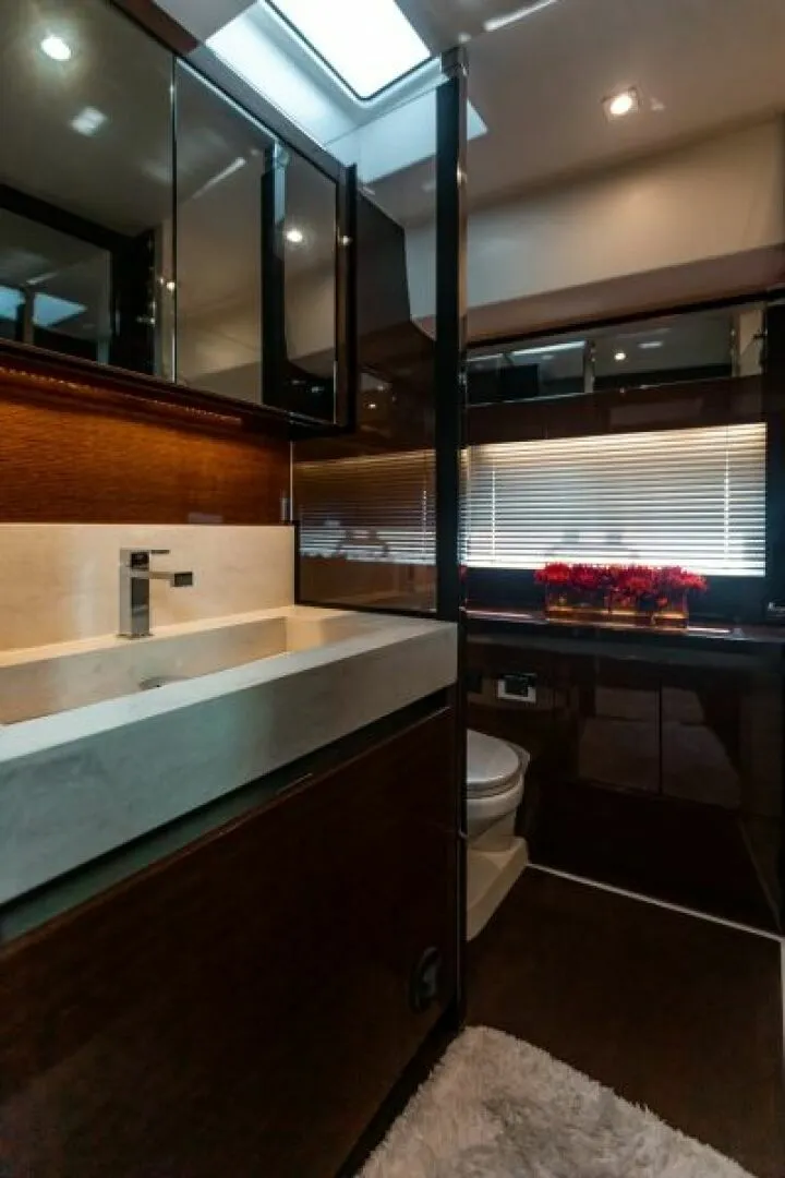 Slide: The Image of Prestige 630 Flybridge 2020 - 20