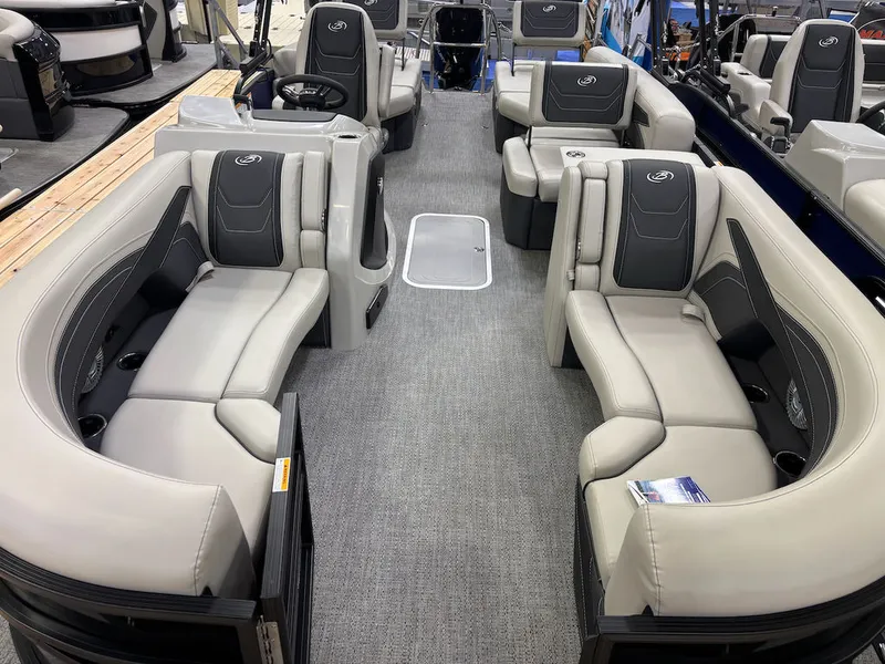 Slide: The Image of Barletta Boats C22M Triple-Toon 2026 - 3