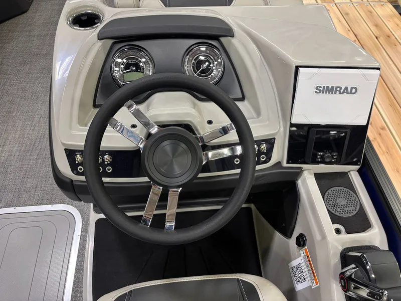 Slide: The Image of Barletta Boats C22M Triple-Toon 2026 - 7