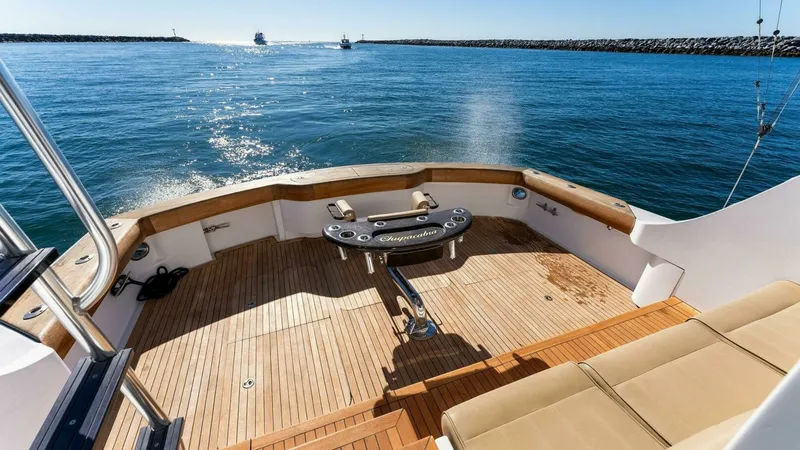 Slide: The Image of Hatteras 64 Convertible 2007 - 43