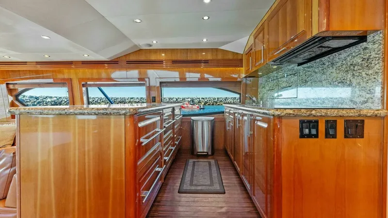 Slide: The Image of Hatteras 64 Convertible 2007 - 10