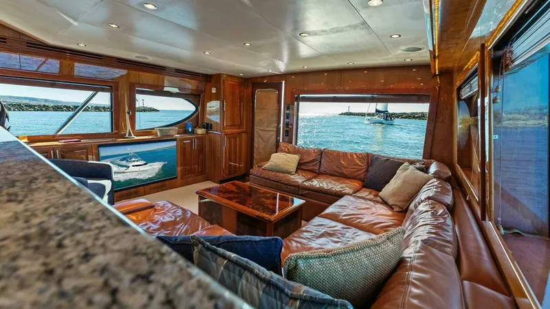 Slide: The Image of Hatteras 64 Convertible 2007 - 14