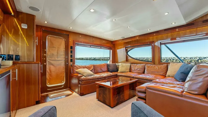 Slide: The Image of Hatteras 64 Convertible 2007 - 9