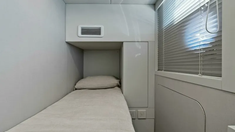 Slide: The Image of Absolute 70 Navetta 2026 - 47