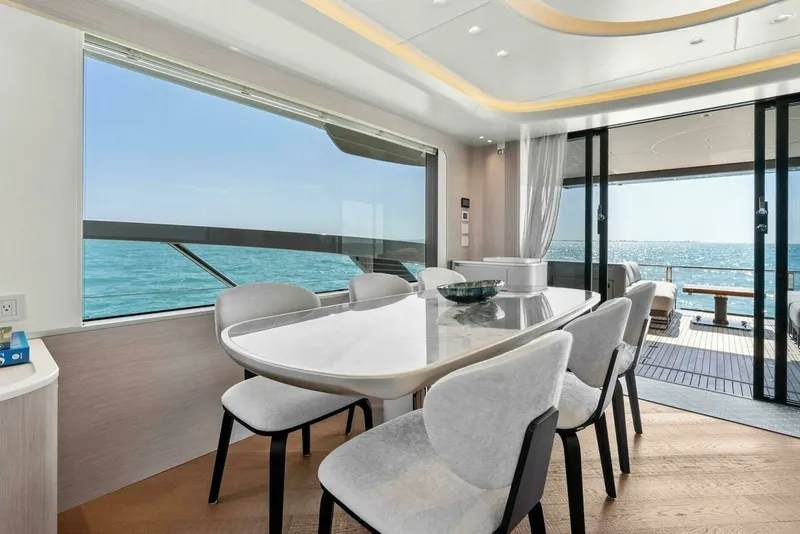 Slide: The Image of Absolute 70 Navetta 2026 - 13