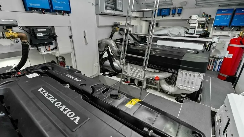Slide: The Image of Absolute 70 Navetta 2026 - 55