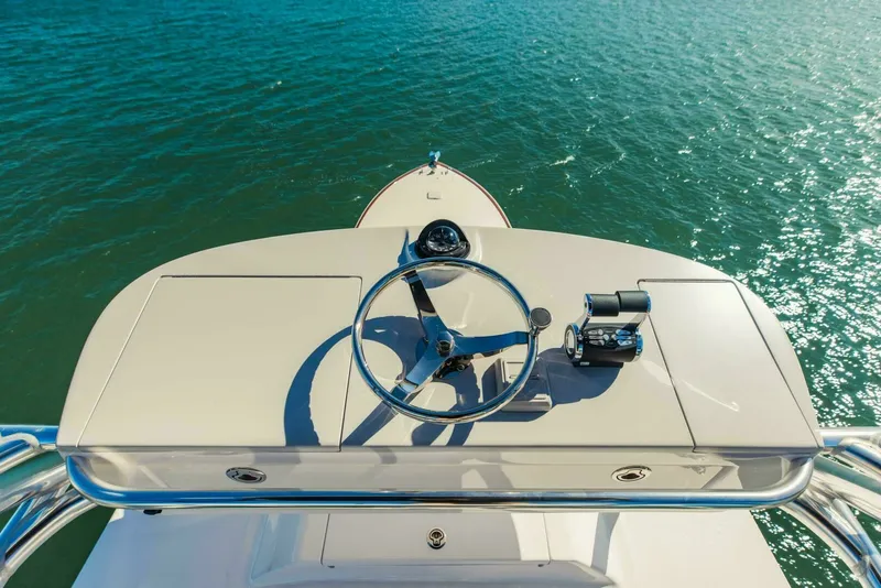 Slide: The Image of Viking 72 Enclosed Bridge 2020 - 54