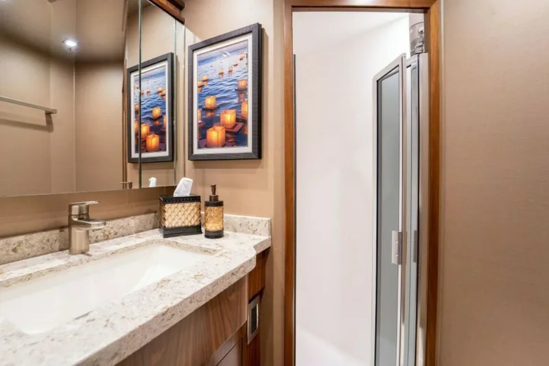 Slide: The Image of Viking 72 Convertible 2018 - 44