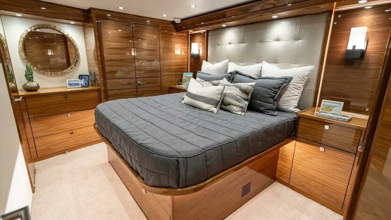 Slide: The Image of Viking 74 Convertible 2027 - 10