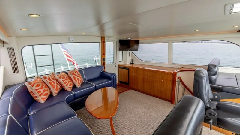 Slide: The Image of Viking 74 Enclosed Bridge 2006 - 17
