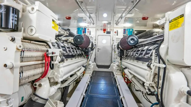 Slide: The Image of Viking 70 Enclosed Bridge 2011 - 61