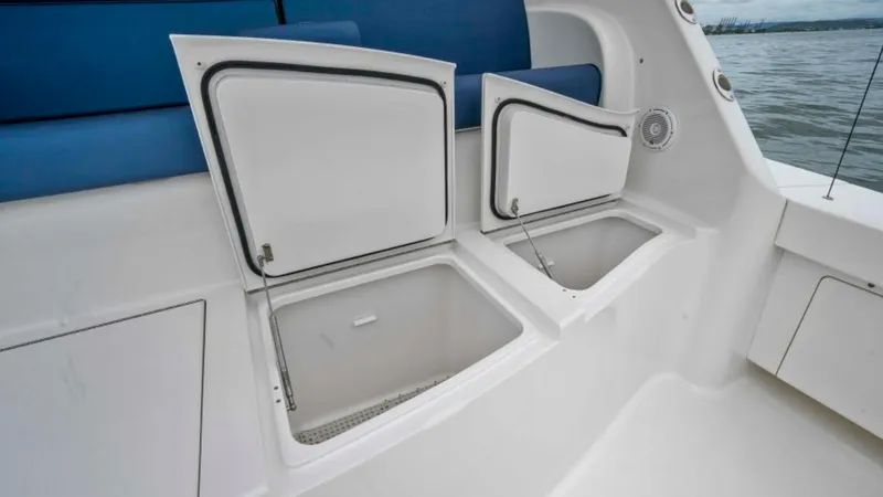 Slide: The Image of Viking 70 Enclosed Bridge 2011 - 47