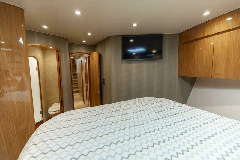 Slide: The Image of Viking 76 Convertible 2013 - 34