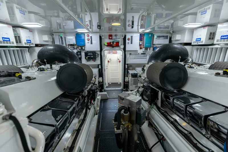 Slide: The Image of Viking 76 Convertible 2013 - 85