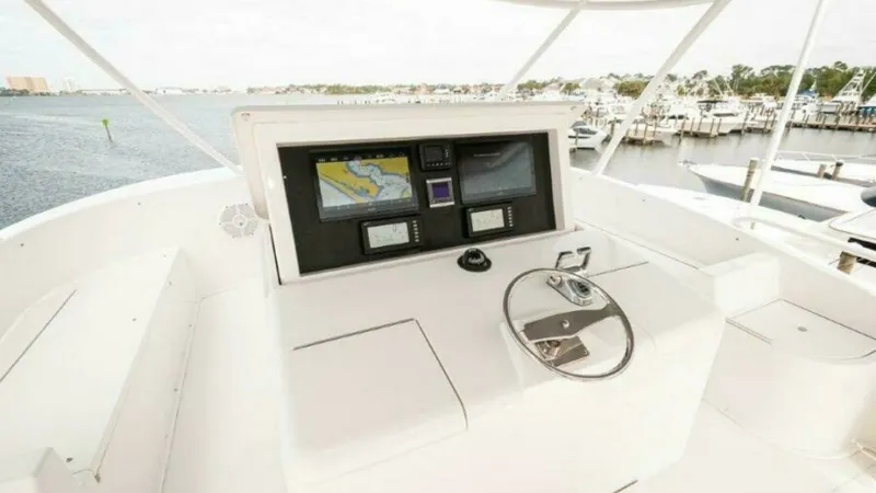 Slide: The Image of Viking 76 Enclosed Sky Bridge 2012 - 49