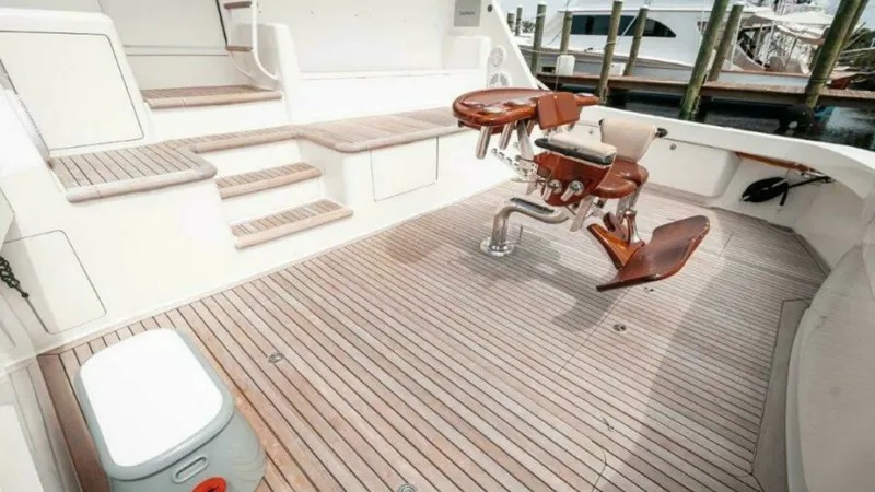 Slide: The Image of Viking 76 Enclosed Sky Bridge 2012 - 4