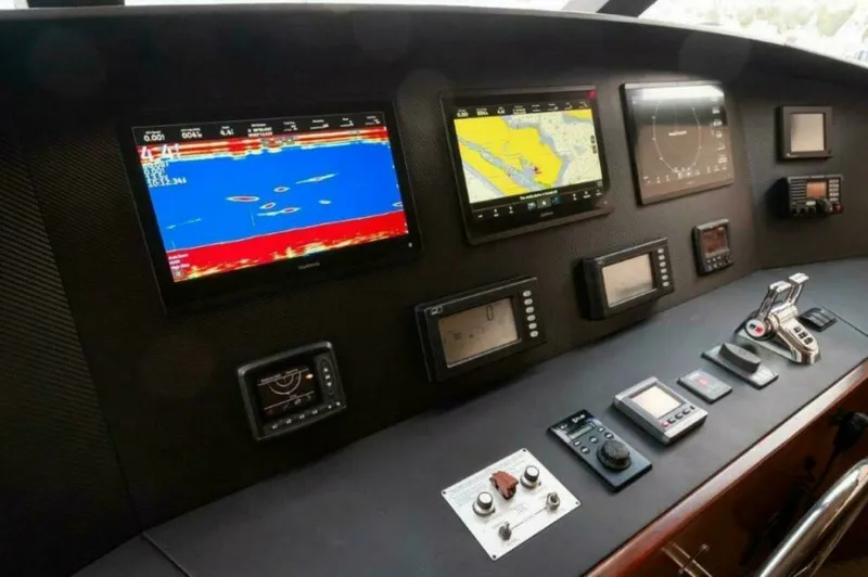 Slide: The Image of Viking 76 Enclosed Sky Bridge 2012 - 45
