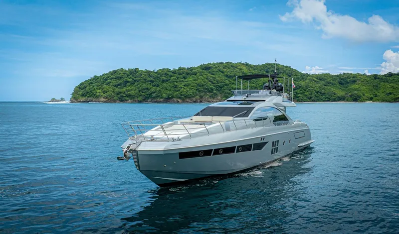 Slide: The Image of Azimut 77S 2017 - 131