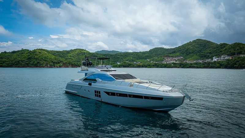 Slide: The Image of Azimut 77S 2017 - 129