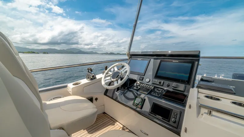 Slide: The Image of Azimut 77S 2017 - 58