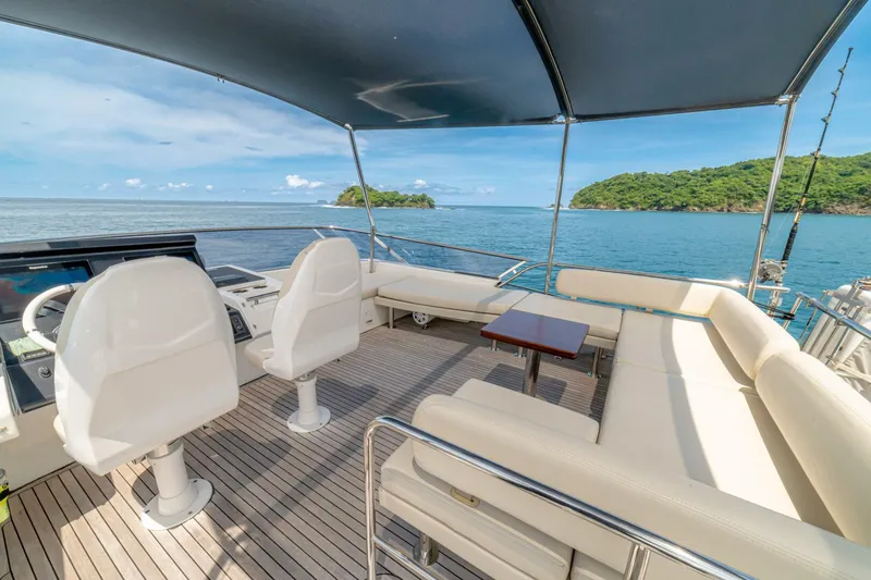 Slide: The Image of Azimut 77S 2017 - 59